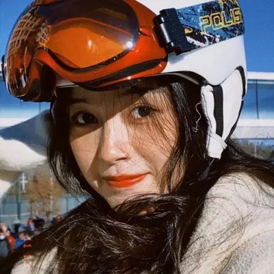 亲吻地面